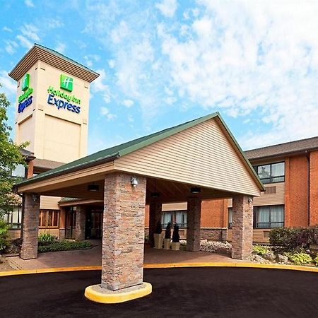 Holiday Inn Express Toronto East - Scarborough By Ihg Экстерьер фото